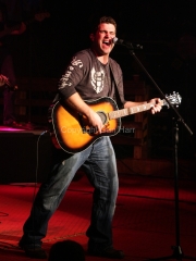 Josh Gracin