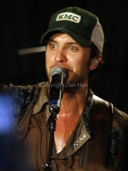 luke-bryan_021