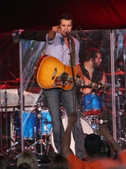 Luke Bryan at KICKS Country Fair in Atlanta