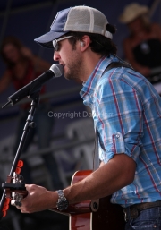 luke-bryan_172