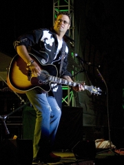 Troy Gentry