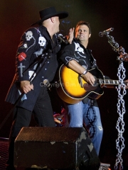 Eddie Montgomery and Troy Gentry