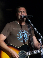 Troy Gentry