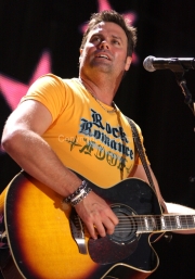 Troy Gentry