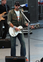 Troy Gentry