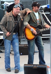 Eddie Montgomery and Troy Gentry