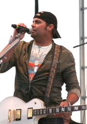 Troy Gentry