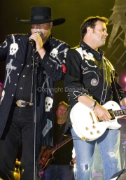 Eddie Montgomery and Troy Gentry