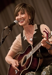 Pam Tillis