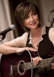 Pam Tillis