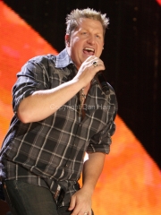 Gary LeVox