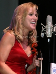 Rhonda Vincent