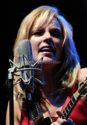 Rhonda Vincent