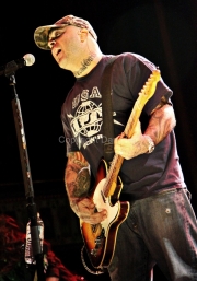 Aaron Lewis