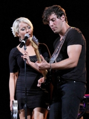 Meghan Linsey, Josh Scott Jones