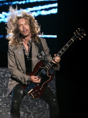 Tommy Shaw