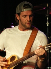 billy-currington_064