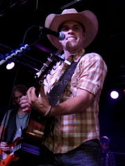 Dustin Lynch