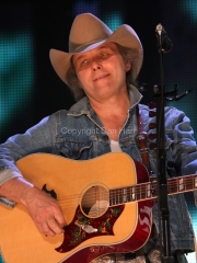 Dwight Yoakum