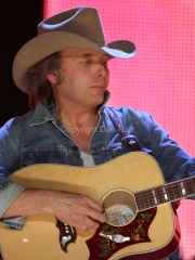 Dwight Yoakum