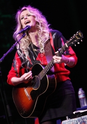 Elizabeth Cook