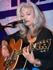 Emmylou Harris