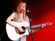 Riki Lindhome