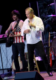 Glen Campbell (r) and his son, Shannon Campbell