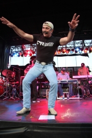 aaron-tippin_020