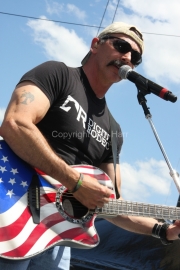 aaron-tippin_032