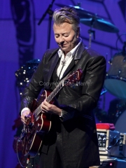 Brian Setzer