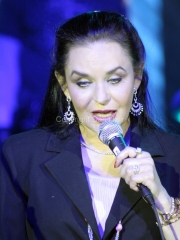 Crystal Gayle