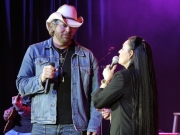 Toby Keith and Crystal Gayle