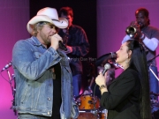 Toby Keith and Crystal Gayle