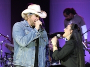 Toby Keith and Crystal Gayle