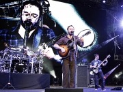Carter Beauford, Dave Matthews, Stefan Lessard