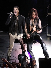 Perry Ferrell and Dave Navarro