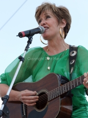 Janie Fricke
