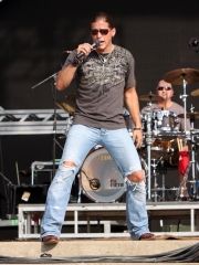 Jason Michael Carroll