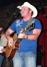 Jerrod Niemann