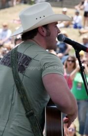 Jerrod Niemann