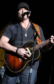 Jerrod Niemann