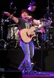 Jerrod Niemann