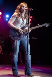 Jo Dee Messina