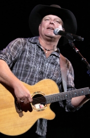 John Michael MOntgomery