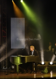John Tesh