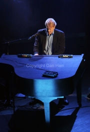 John Tesh
