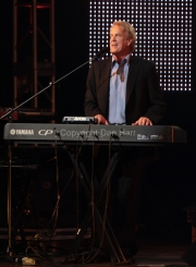 John Tesh