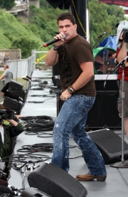 Josh Gracin