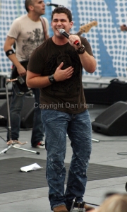 Josh Gracin